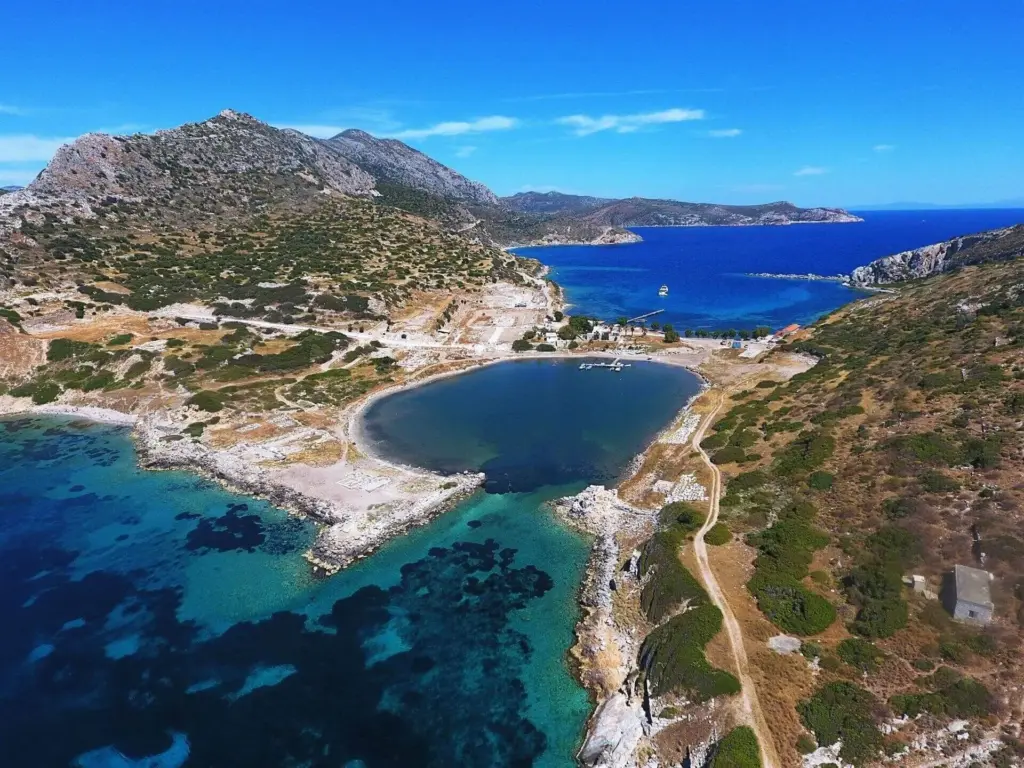 Ege ve Akdeniz Bölgelerinde Yazlık Konut Piyasası: 2024 Yaz Sezonu Değerlendirmesi