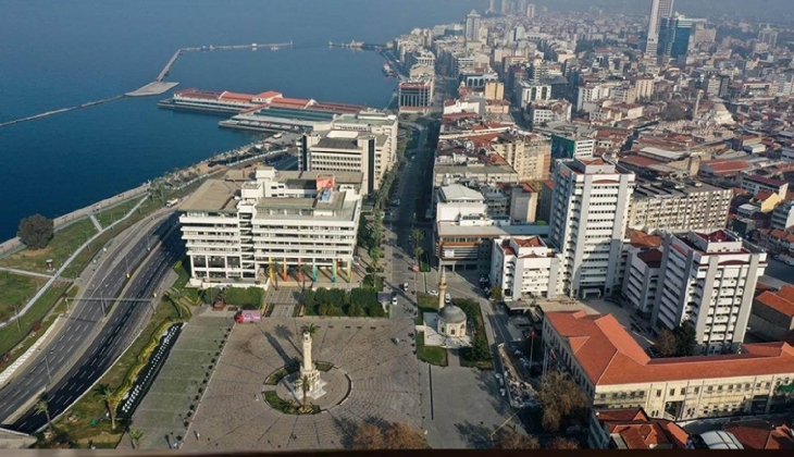 Ticari Gayrimenkul Ekonomiye Destek Sunmaya Devam Ediyor